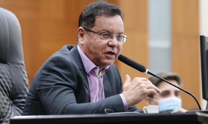 Botelho retoma trabalhos em plenário e reafirma compromisso com a população