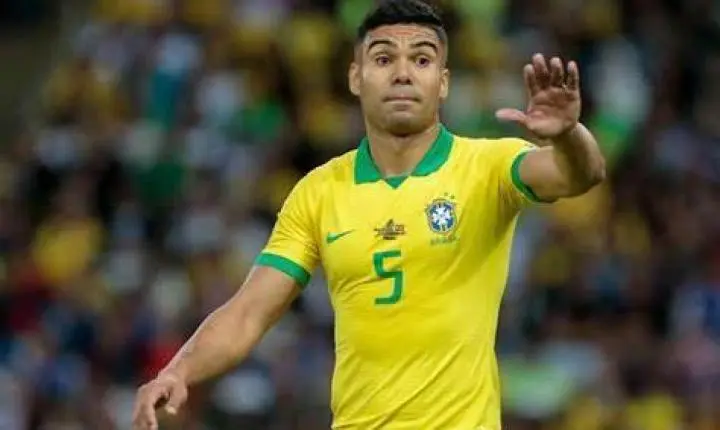 Brasil vence a Suíça e garante vaga nas oitavas da Copa do Mundo