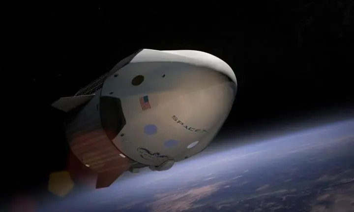 Cápsula Dragon da SpaceX chega à Estação Espacial Internacional