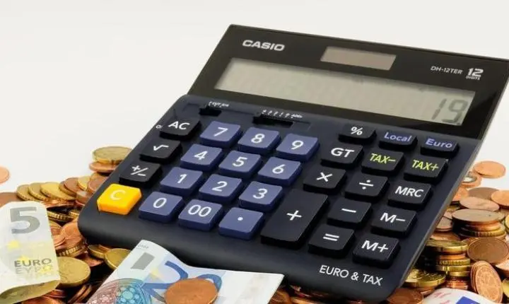 Com juros altos, é melhor comprar imóvel em consórcio ou financiamento?