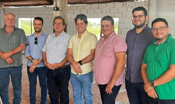 Comunidade de Santiago do Norte comemora inauguração da Torre da Claro e chegada do sinal 4G