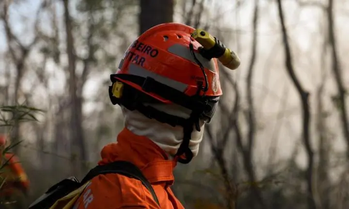 Corpo de Bombeiros aplica R$ 208,6 milhões em multas por uso irregular do fogo em 2024