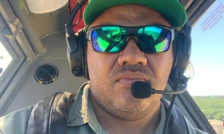 Corpo de Bombeiros realiza desencarceramento de corpo de vítima que ficou presa em ferragens após queda de avião agrícola