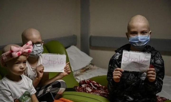 Crianças com câncer podem morrer caso não sejam retiradas de Kiev, dizem médicos
