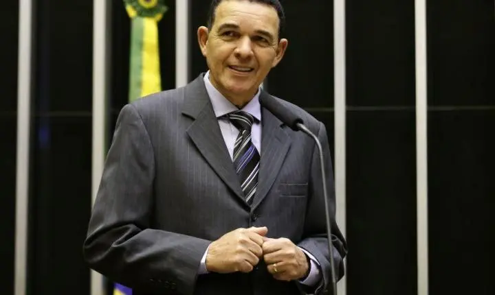 Deputado vira réu por acusar prefeito de estuprar adolescente em MT