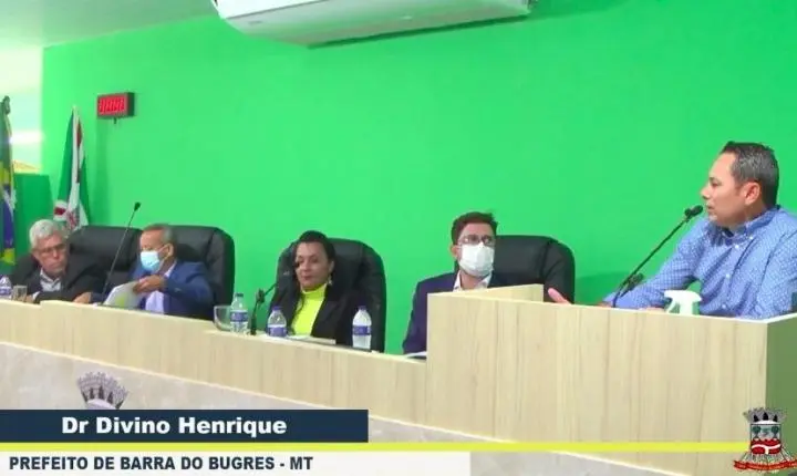 Em sessão de mais de 12 horas, prefeito de Barra do Bugres é cassado por maioria na Câmara de Vereadores