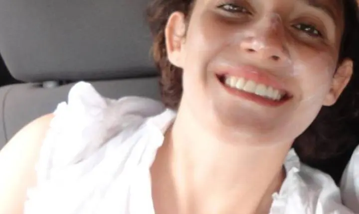 Empresária pega armas, passaporte, celulares e tem tornozeleira removida