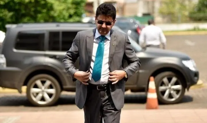 Ex-secretário pede que STJ reavalie retirada de tornozeleira eletrônica imposta em condenação