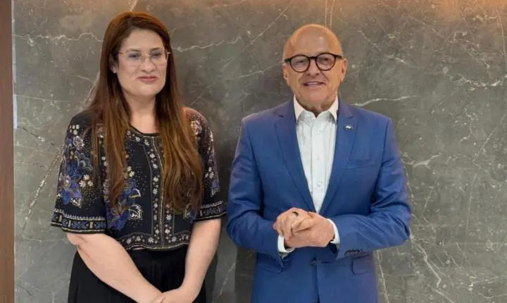 Governador anuncia convocação de mais 370 professores para a rede estadual