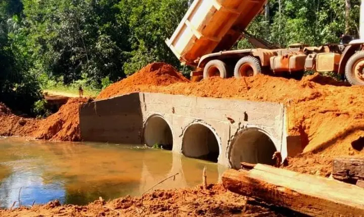 Governo vai usar Fethab para prefeituras substituírem pontes de madeira por concreto