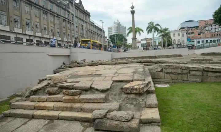 Justiça Federal determina prazos para obras no Cais no Valongo 