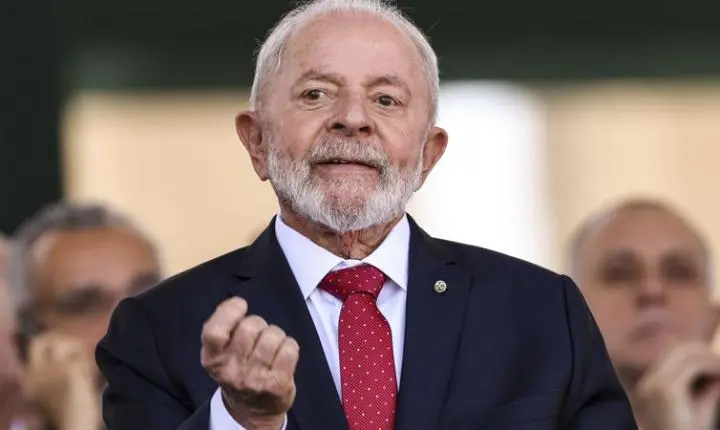 Lula conversa com líderes da Finlândia e dos Países Baixos