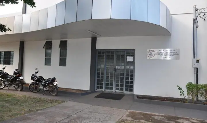 Mãe é presa suspeita de permitir abuso sexual da filha de 13 anos em Cuiabá