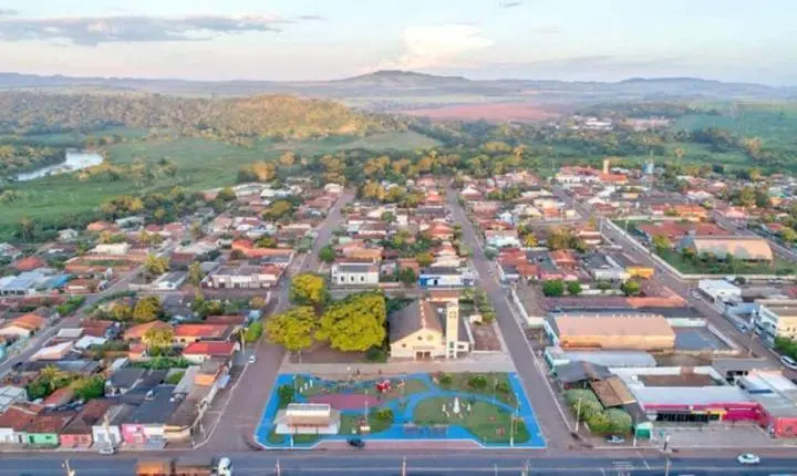 Marido morre esfaqueado e mulher é suspeita após contar 3 versões diferentes à polícia em MT