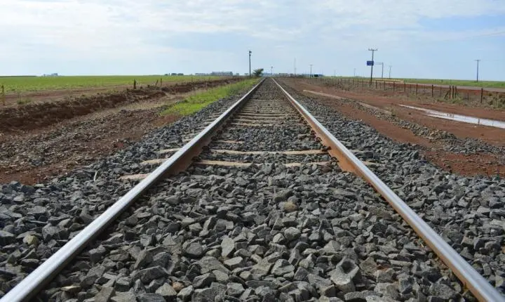 Mato Grosso tem a maior obra de ferrovia em andamento no país