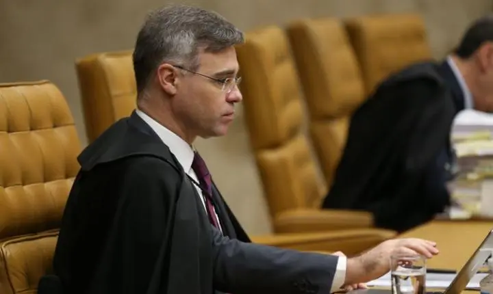 Mendonça reconsidera decisão que suspendeu punição a federações