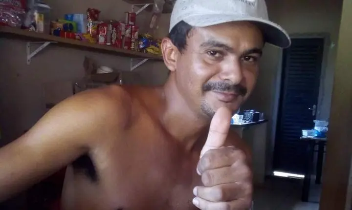 Motociclista perde controle em curva e morre em acidente; garupa sai ilesa