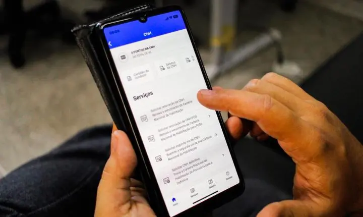 Motoristas podem solicitar segunda via da habilitação de forma online