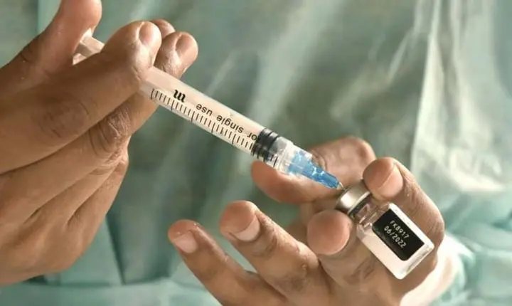 MT tem 1,2 milhões de pessoas com a dose de reforço da Covid atrasada