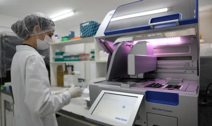 Novo equipamento da Politec acelera análises de vestígios de crimes sexuais