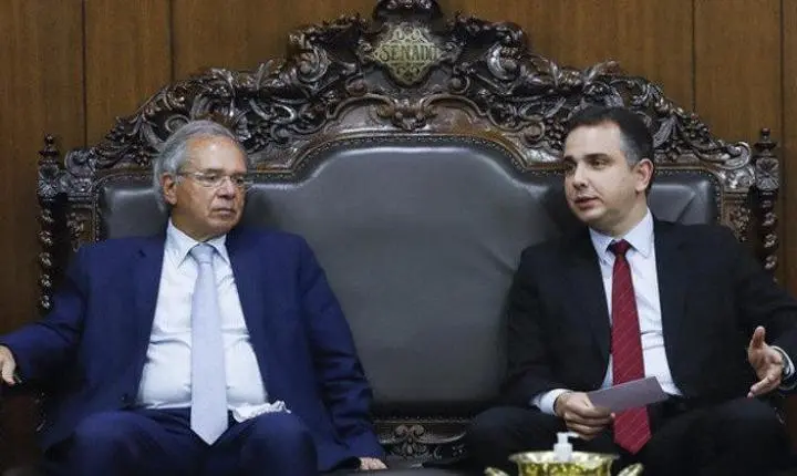 Pacheco apresenta a Guedes plano para financiar piso da enfermagem