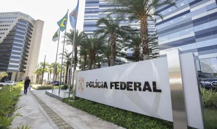 Polícia Federal vai investigar denúncias contra Silvio Almeida