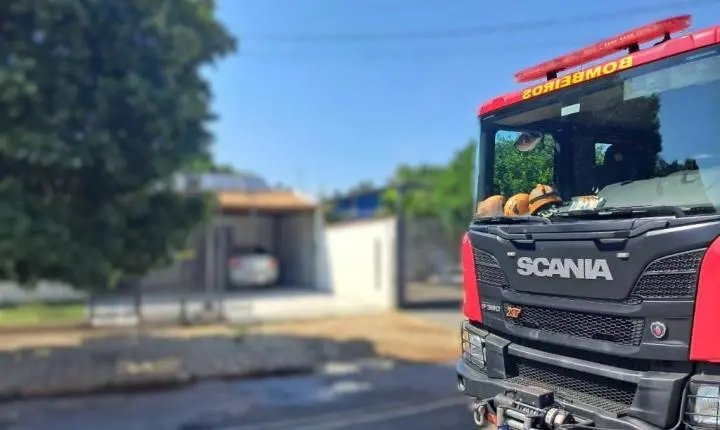 Primavera do Leste; Bombeiros agem rápido e impedem que incêndio se espalhe por residência