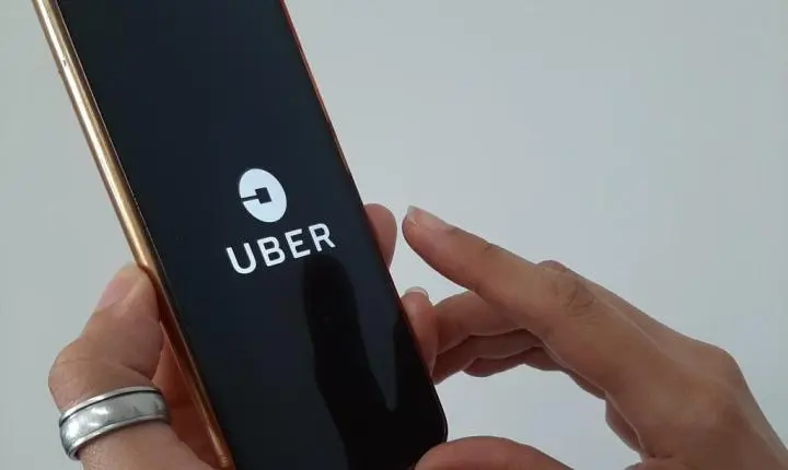 Procon Estadual notifica Uber por transtornos causados aos consumidores