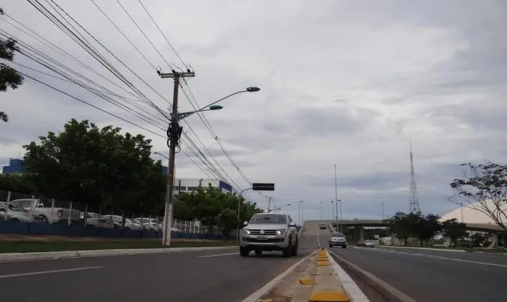 Proprietários com placas finais 8, 9 e 0 têm desconto de até 5% no IPVA até 11 de maio
