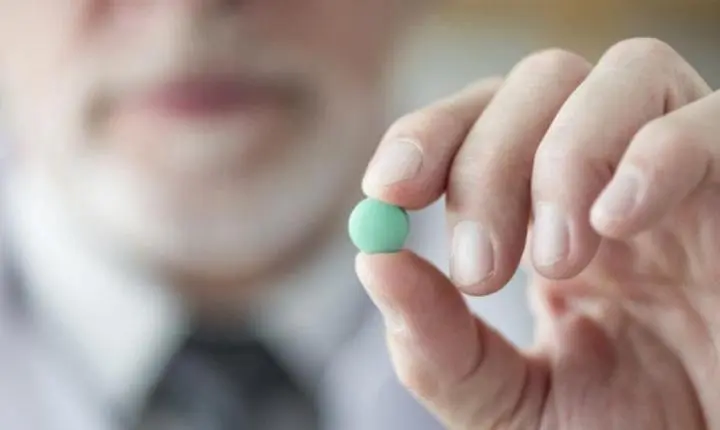 Remédio promissor para tratar câncer chega ao Brasil em agosto; entenda