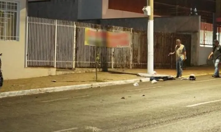 Rondonópolis; Jovem de 19 anos morre após perder controle de moto e bater em poste