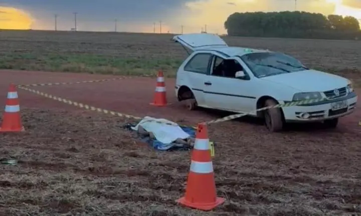 São Lourenço de Fátima; Carro capota e mulher morre; Outros dois ficam feridos