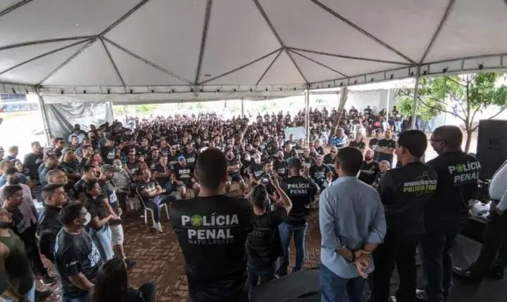 Servidores do sistema penitenciário continuam em greve 4 dias após Justiça determinar retorno em MT