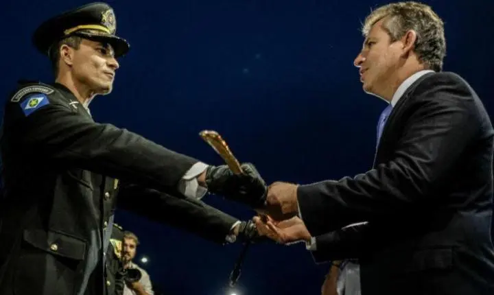 “Tachados de bandidos”: comandante-geral da PM sai em defesa de policiais alvos de operação